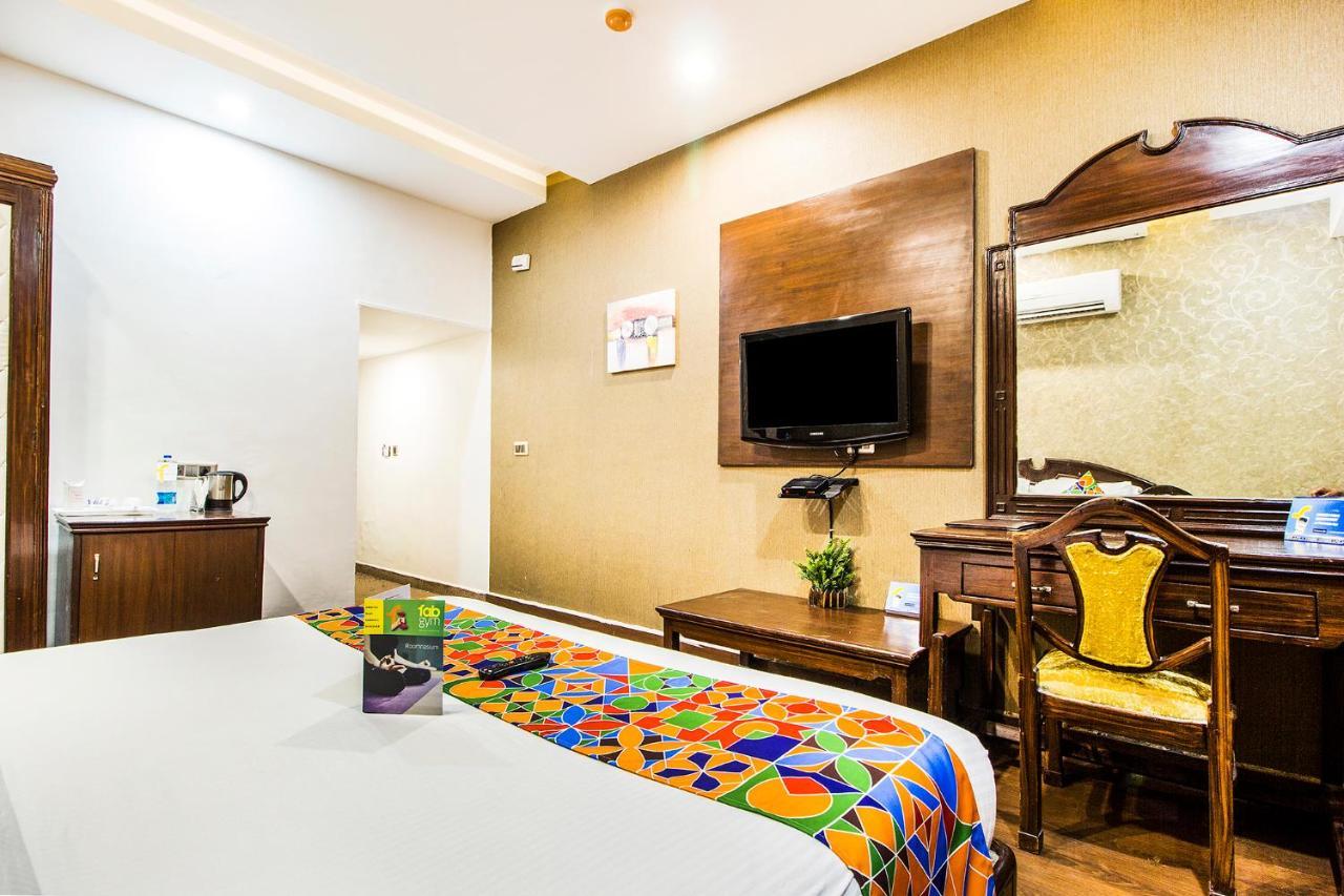 Fabhotel Le Monarque Chandīgarh エクステリア 写真